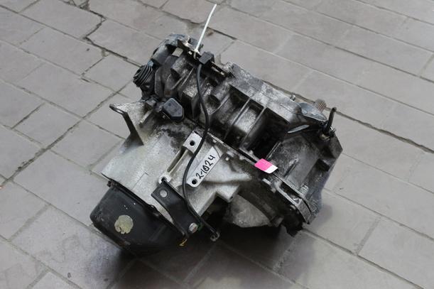 Foto: SCHALTGETRIEBE 5-GANG JB1016 eines Renault Clio RL