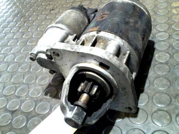Foto: ANLASSER / STARTER eines Lancia Thema i.e. turbo