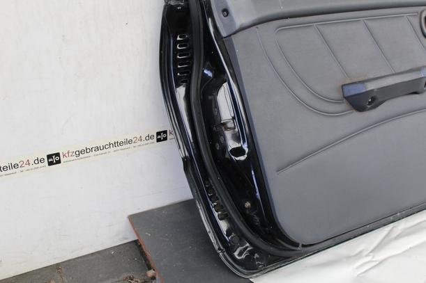 Foto: TÜR VORNE LINKS eines Mitsubishi Colt 1300 GLi