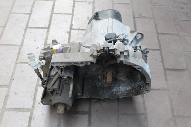 Foto: SCHALTGETRIEBE 5-GANG JB1052 eines Renault Twingo 1.3