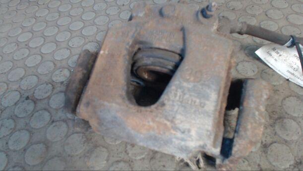 Foto: BREMSSATTEL VORN LINKS eines Opel Corsa Webcar