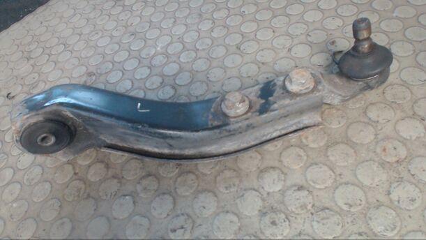 Foto: QUERLENKER VORN LINKS eines Opel Corsa Webcar