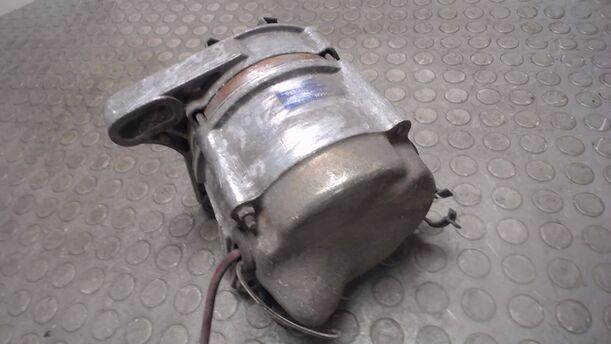 Foto: LICHTMASCHINE eines Lancia Delta 1600 i.e. GT