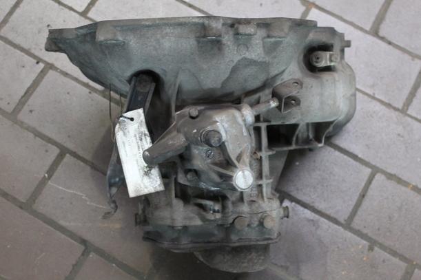 Foto: SCHALTGETRIEBE F13 eines Opel Corsa Eco