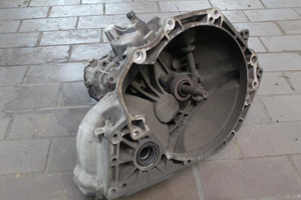 Foto: SCHALTGETRIEBE F13 eines Opel Corsa Eco