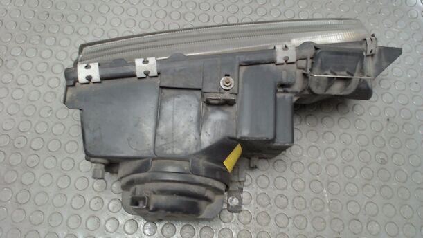 Foto: SCHEINWERFER LINKS BOSCH eines Ford Scorpio GL Exclusiv