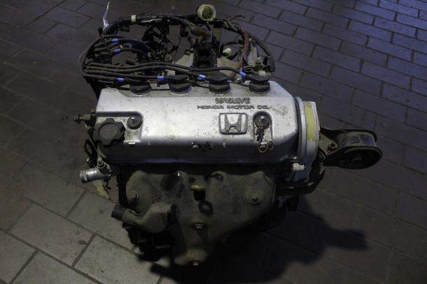 Foto: MOTOR D13B2 eines Honda Civic 1.3