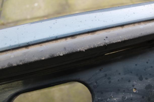 Foto: STOßSTANGE / STOßFÄNGER HINTEN eines Renault Clio 1.4 RT