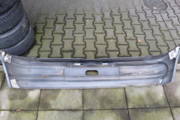 Foto: STOßSTANGE / STOßFÄNGER HINTEN eines Renault Clio 1.4 RT