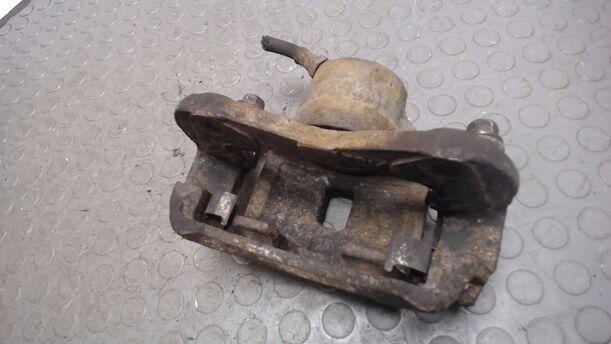 Foto: BREMSSATTEL VORN LINKS eines Mitsubishi Space Wagon 2000 TD GLX