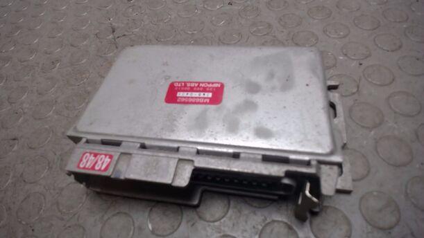 Foto: STEUERGERÄT ABS eines Mitsubishi Space Wagon 2000 TD GLX