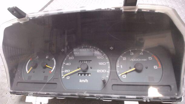 Foto: TACHOEINHEIT / TACHOMETER eines Mitsubishi Space Wagon 2000 TD GLX
