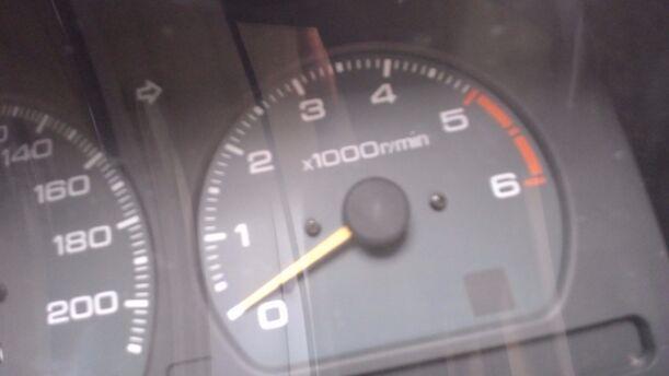 Foto: TACHOEINHEIT / TACHOMETER eines Mitsubishi Space Wagon 2000 TD GLX