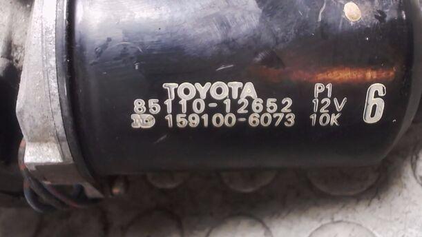 Foto: SCHEIBENWISCHERMOTOR VORN eines Toyota Corolla 1.3 XL