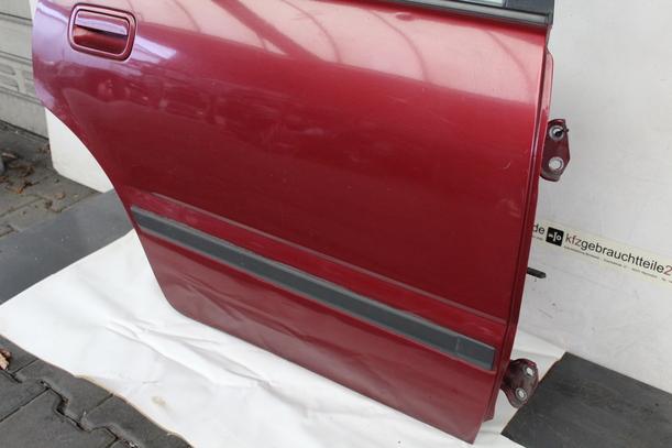 Foto: TÜR HINTEN RECHTS eines Nissan Primera Traveller 1.6 LX