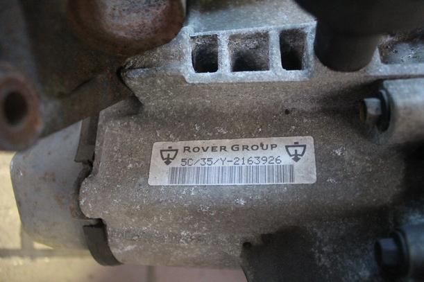 Foto: SCHALTGETRIEBE 5-GANG eines Rover 111 L