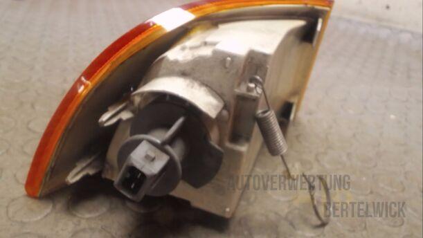 Foto: BLINKLEUCHTE / BLINKER LINKS eines Fiat Punto 55 S