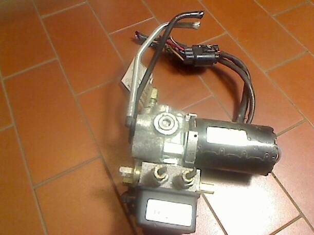 Foto: ABS-BREMSAGGREGAT eines Ford Escort