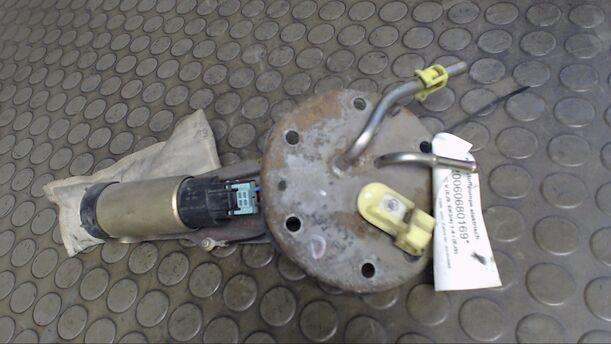 Foto: KRAFTSTOFFPUMPE eines Honda Civic 1.4i S