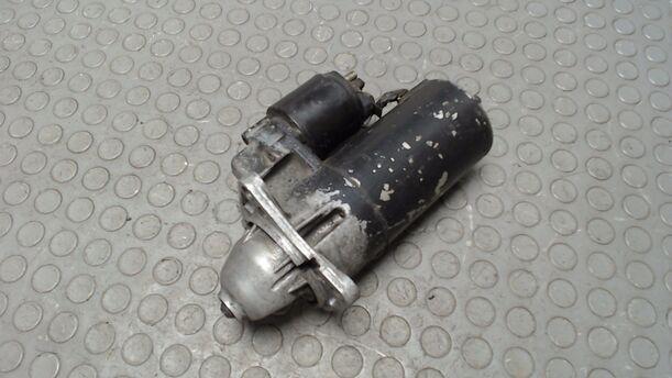Foto: ANLASSER / STARTER BOSCH eines Ford Sierra Turnier CLX (LX)