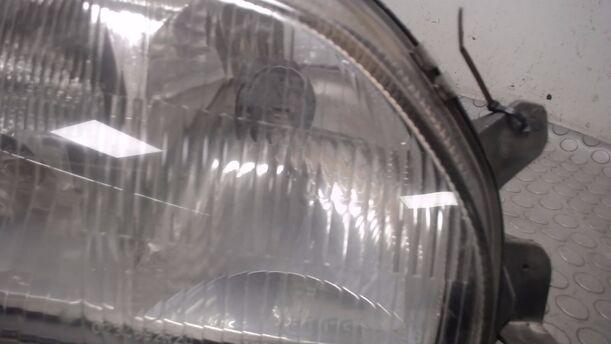 Foto: SCHEINWERFER RECHTS (DOPPELREFLEKTOR) BOSCH eines Ford Sierra Turnier CLX (LX)