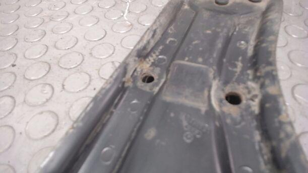 Foto: QUERLENKER RECHTS (17mm Traggelenk) eines VW Golf Cabrio Youngline