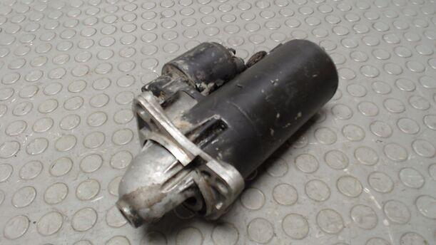 Foto: ANLASSER / STARTER BOSCH eines Ford Sierra Turnier CLX