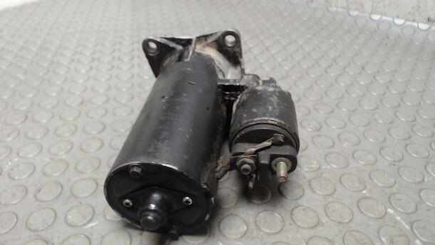 Foto: ANLASSER / STARTER BOSCH eines Ford Sierra Turnier CLX