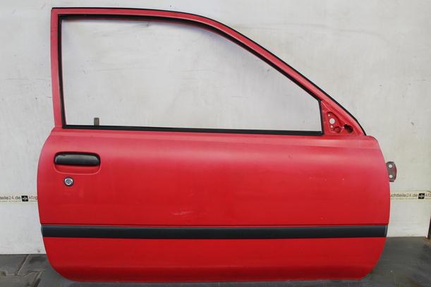 Foto: TÜR VORNE RECHTS V R eines Toyota Starlet 1.3 XLi