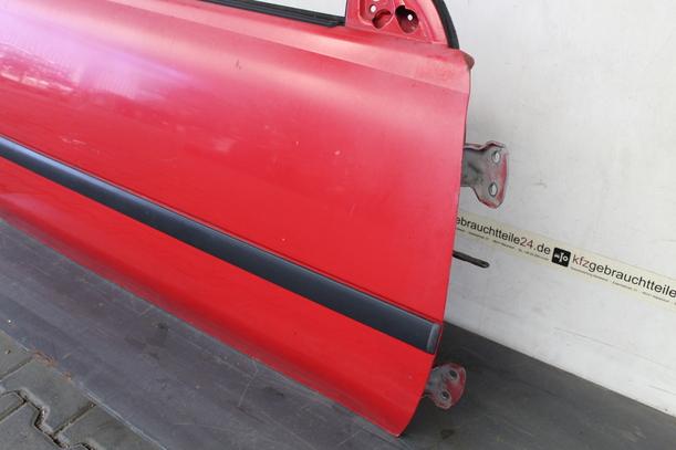 Foto: TÜR VORNE RECHTS V R eines Toyota Starlet 1.3 XLi