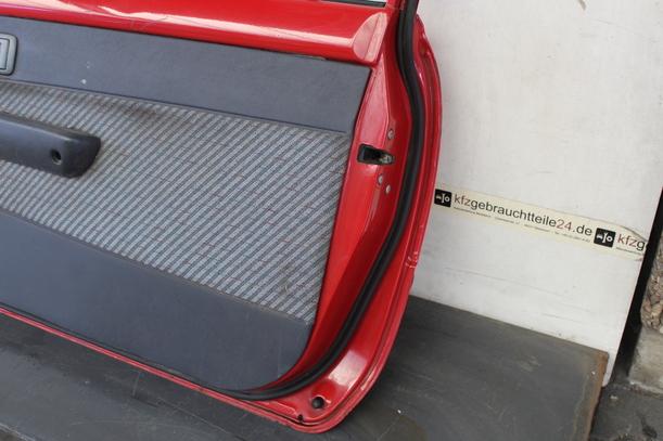 Foto: TÜR VORNE RECHTS V R eines Toyota Starlet 1.3 XLi