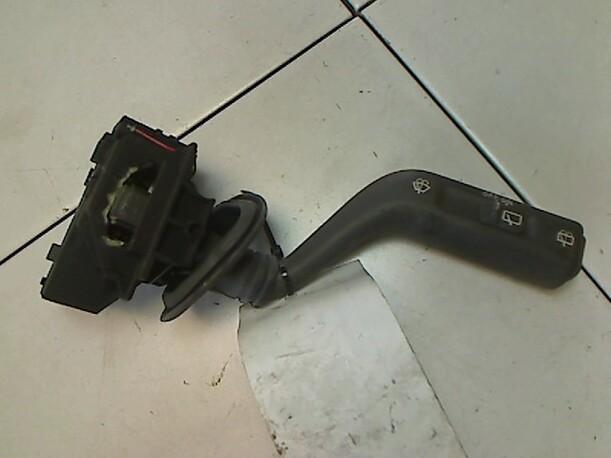 Foto: WISCHERSCHALTER eines Volvo V40 1.6