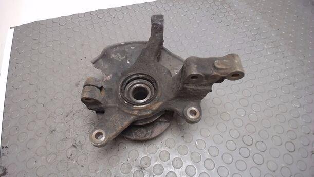 Foto: ACHSSCHENKEL VORNE LINKS eines Mazda 626 1.9i LX