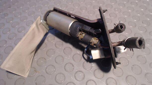 Foto: KRAFTSTOFFPUMPE eines Mazda 626 1.9i LX
