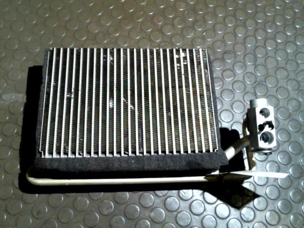 Foto: VERDAMPFER KLIMAANLAGE eines BMW 318 Ci