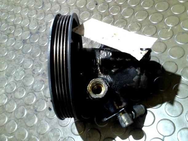 Foto: LENKGETRIEBEPUMPE eines Ford Escort Turnier Flair