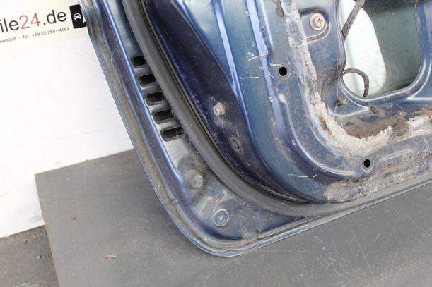 Foto: TÜR VORNE LINKS eines Mitsubishi Colt 1600 GLXi