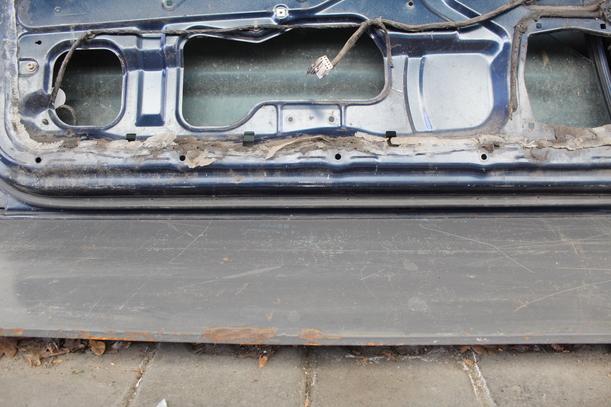 Foto: TÜR VORNE LINKS eines Mitsubishi Colt 1600 GLXi