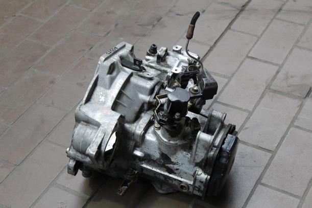 Foto: SCHALTGETRIEBE 5-GANG CHA eines VW Passat Variant 1.9 Special