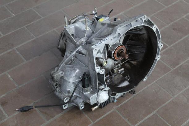 Foto: SCHALTGETRIEBE 5-GANG eines Ford Fiesta Focus