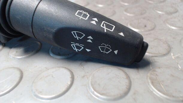 Foto: SCHEIBENWISCHERSCHALTER eines Ford Scorpio Turnier Style