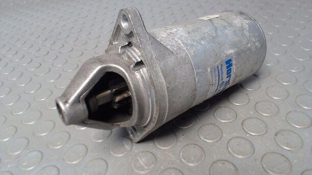 Foto: ANLASSER / STARTER BOSCH eines Opel Corsa LS