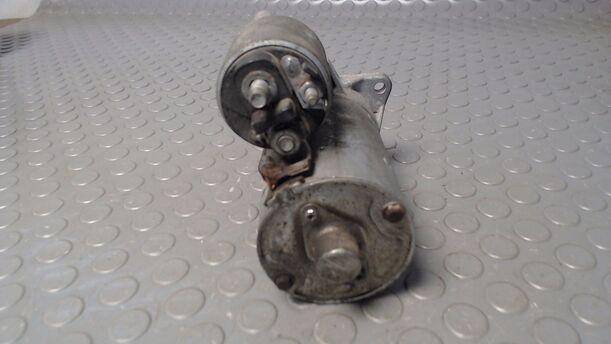 Foto: ANLASSER / STARTER BOSCH eines Opel Corsa LS