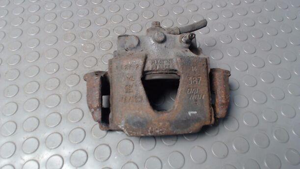 Foto: BREMSSATTEL VORN LINKS eines Opel Corsa LS