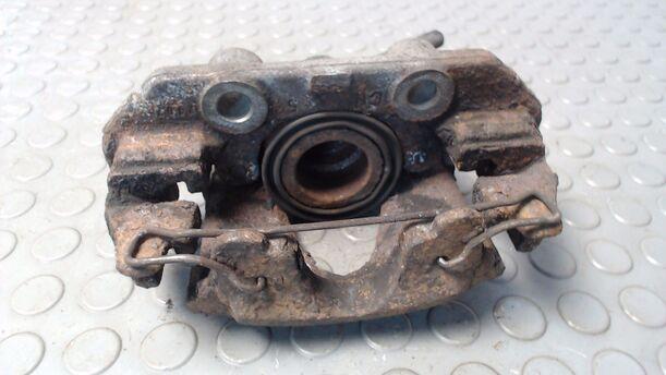 Foto: BREMSSATTEL VORN RECHTS eines Opel Corsa LS