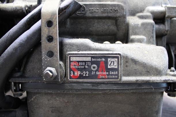 Foto: AUTOMATIK-GETRIEBE 3HP22 eines BMW 318i