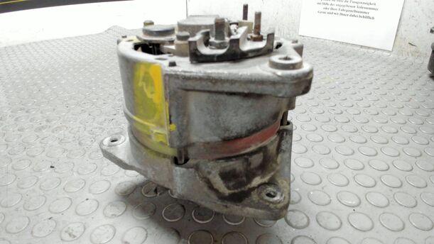 Foto: LICHTMASCHINE / GENERATOR ( 70A ) eines Ford Sierra Turnier CL