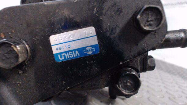 Foto: SERVOPUMPE / LENKGETRIEBEPUMPE eines Nissan Sunny LX