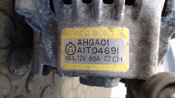 Foto: LICHTMASCHINE eines Honda Civic 1.3