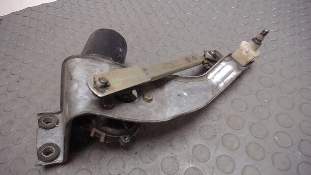 Foto: SCHEIBENWISCHERMOTOR VORN eines Seat Marbella l